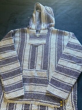 Men's Striped Crewneck Hoodie Sweater in Cream and Navy